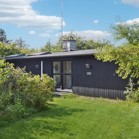 2 Bedroom Beautiful In *