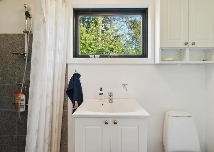 2 Bedroom In * Vejby